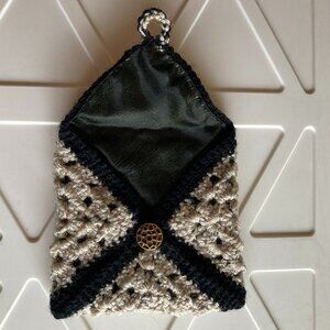 Granny Square Crochet handbag / Clutch - Black & Beige